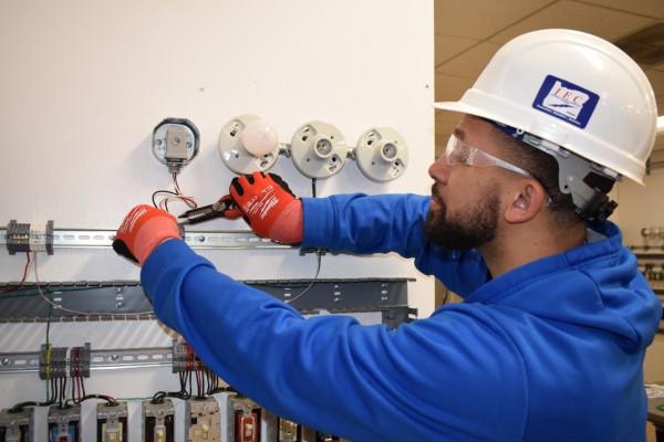 Apprenticeship - Independent Electrical Contractors of Oregon